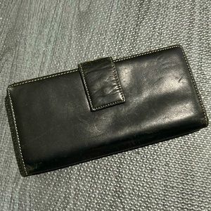 Unknown brand, black wallet, genuine leather, some wear